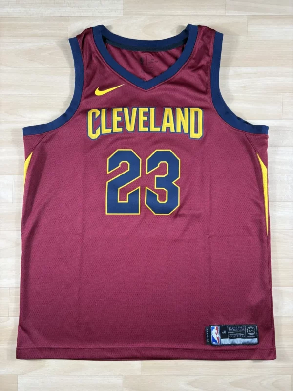 LeBron James #23 - Cleveland Cavaliers | 2017-2018 | Extérieur (L)