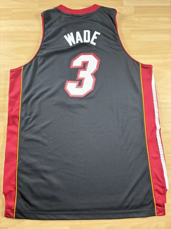 Dwyane Wade #3 - Miami Heat | 2010-2014 | Extérieur (XL) – Image 2