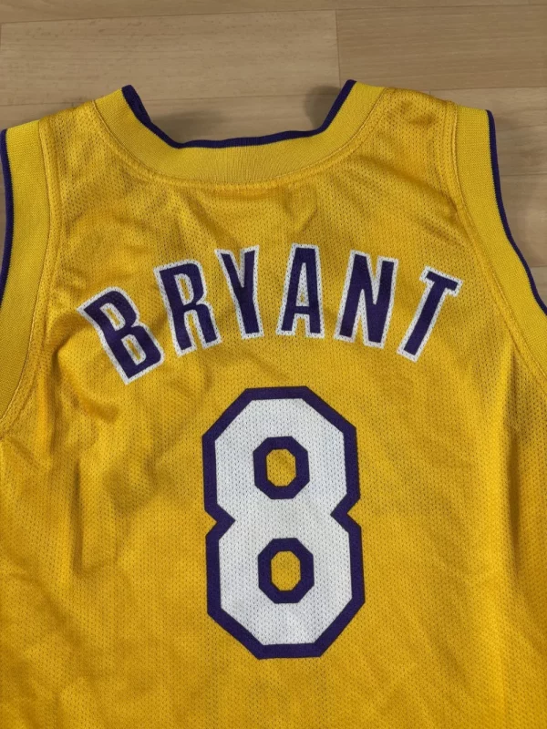 Kobe Bryant #8 - Los Angeles Lakers | 2003-2006 | Domicile (Kids) – Image 6