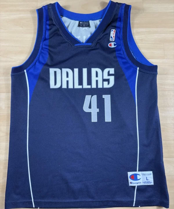 Dirk Nowitzki #41 - Dallas Mavericks | 2007-2010 | Extérieur (L)