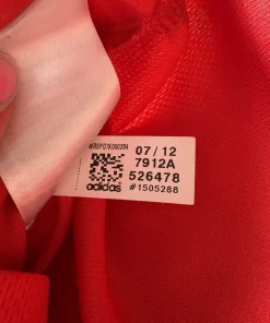 Étiquettes d'origine et instruction de lavage Maillot NBA Joakim Noah Chicago Bulls 2010-2014