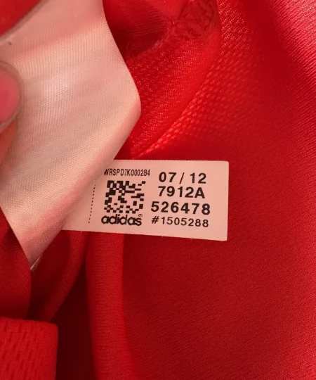 Étiquettes d'origine et instruction de lavage Maillot NBA Joakim Noah Chicago Bulls 2010-2014