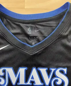 Étiquette col Maillot NBA Luka Doncic Dallas Mavericks 2023-2024
