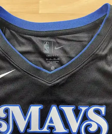 Étiquette col Maillot NBA Luka Doncic Dallas Mavericks 2023-2024