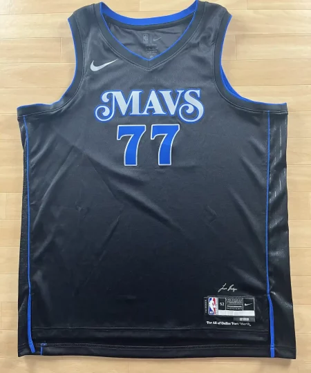 Maillot NBA Luka Doncic Dallas Mavericks 2023-2024 authentique face avant