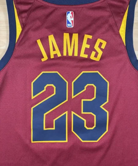 Zoom arrière Maillot NBA LeBron James Cleveland Cavaliers 2017-2018