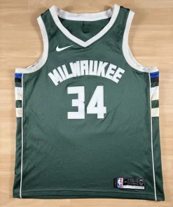 Maillot NBA Giannis Antetokounmpo Milwaukee Bucks 2017-2025 authentique face avant