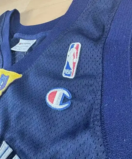 Logos brodés et détails marque Maillot NBA Pau Gasol Memphis Grizzlies 2007-2008