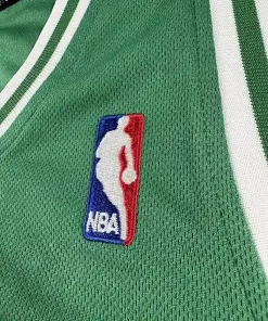Logos brodés et détails marque Maillot NBA Kevin Garnett Boston Celtics 2010-2013