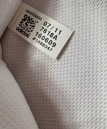 Étiquettes d'origine et instruction de lavage Maillot NBA Kevin Garnett Boston Celtics 2010-2013