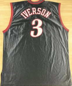 Maillot NBA Allen Iverson Philadelphie 76ers 2001-2002 dos nom et numéro