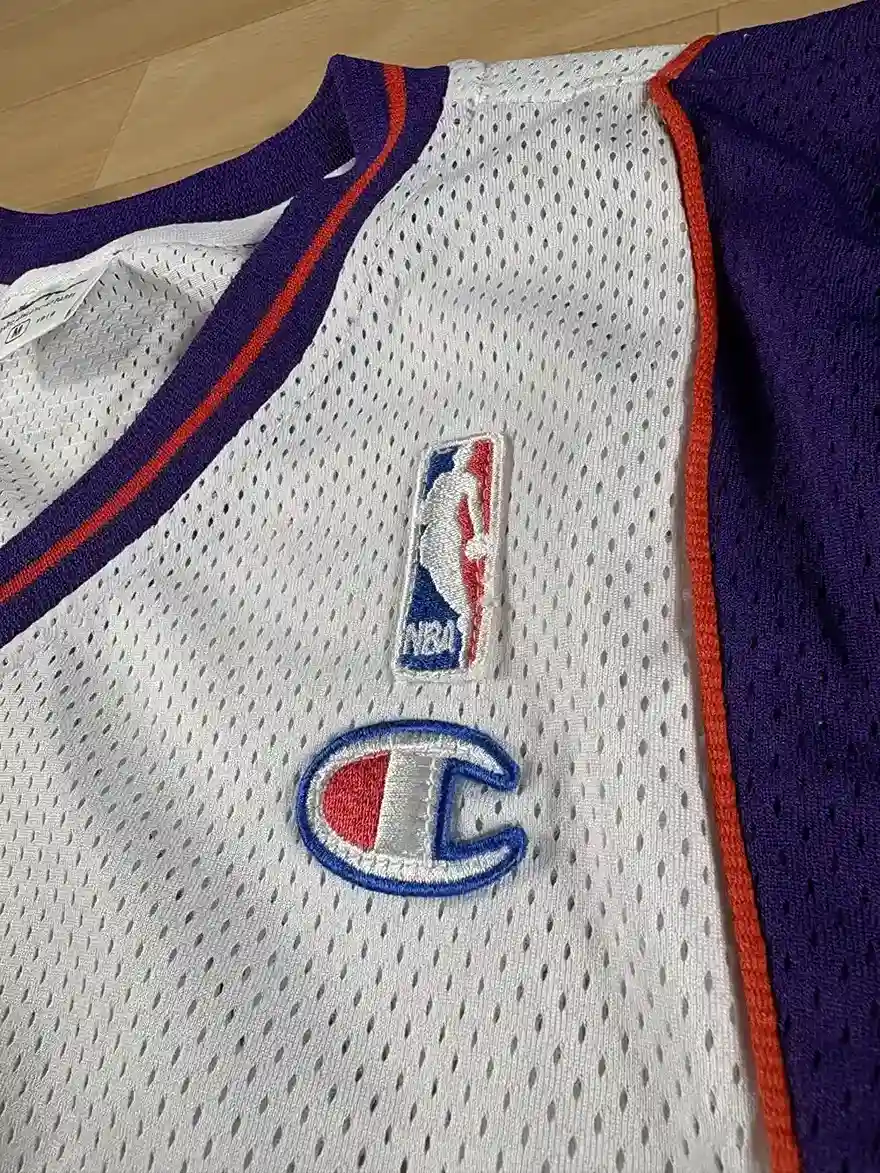 Logos brodés et détails marque Maillot NBA Boris Diaw Phœnix Suns 2007-2009