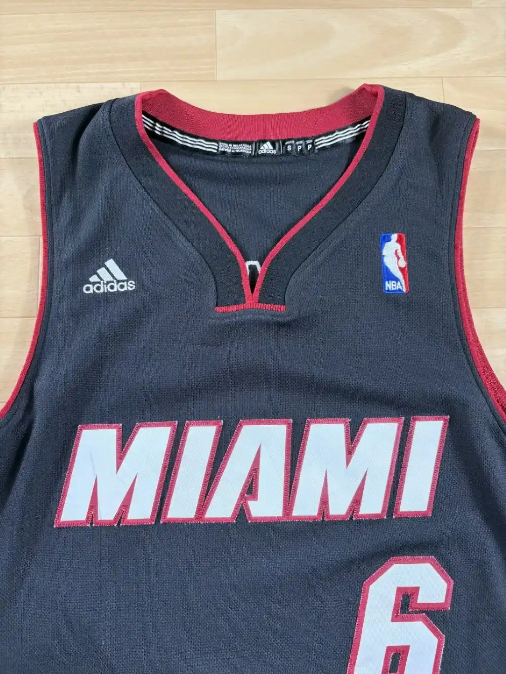 Zoom avant Maillot NBA LeBron James Miami Heat 2010-2014