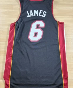 Maillot NBA LeBron James Miami Heat 2010-2014 dos nom et numéro