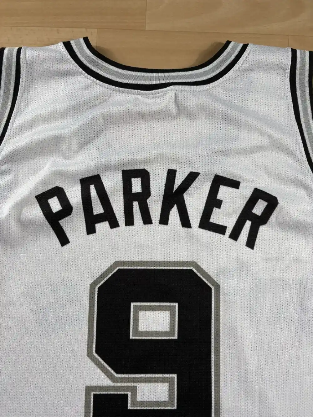Zoom arrière Maillot NBA Tony Parker San Antonio Spurs 2003-2007