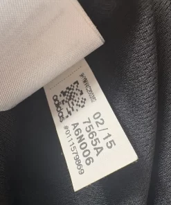 Étiquettes d'origine et instruction de lavage Maillot NBA Derrick Rose Chicago Bulls 2010-2014