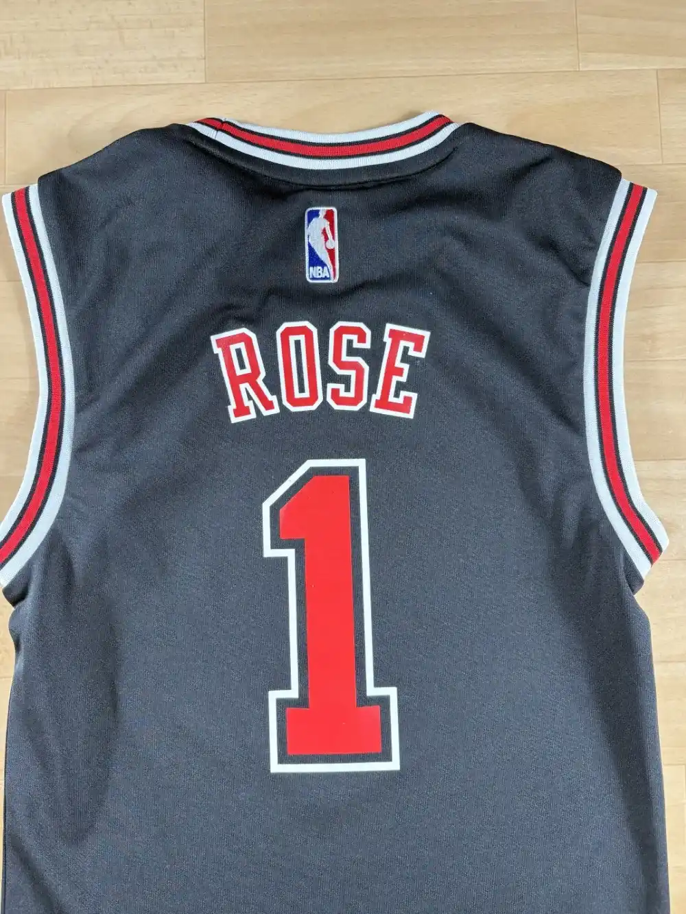 Zoom arrière Maillot NBA Derrick Rose Chicago Bulls 2010-2014