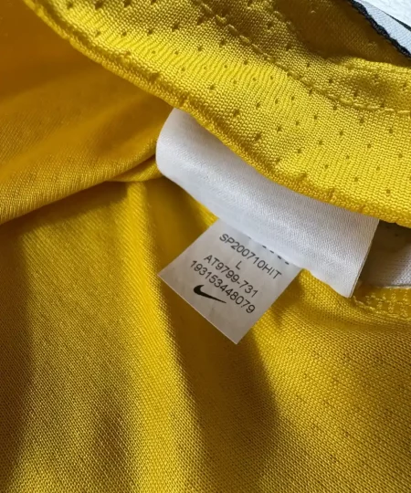 Étiquettes d'origine et instruction de lavage Maillot NBA Stephen Curry Golden State Warriors 2019-2020