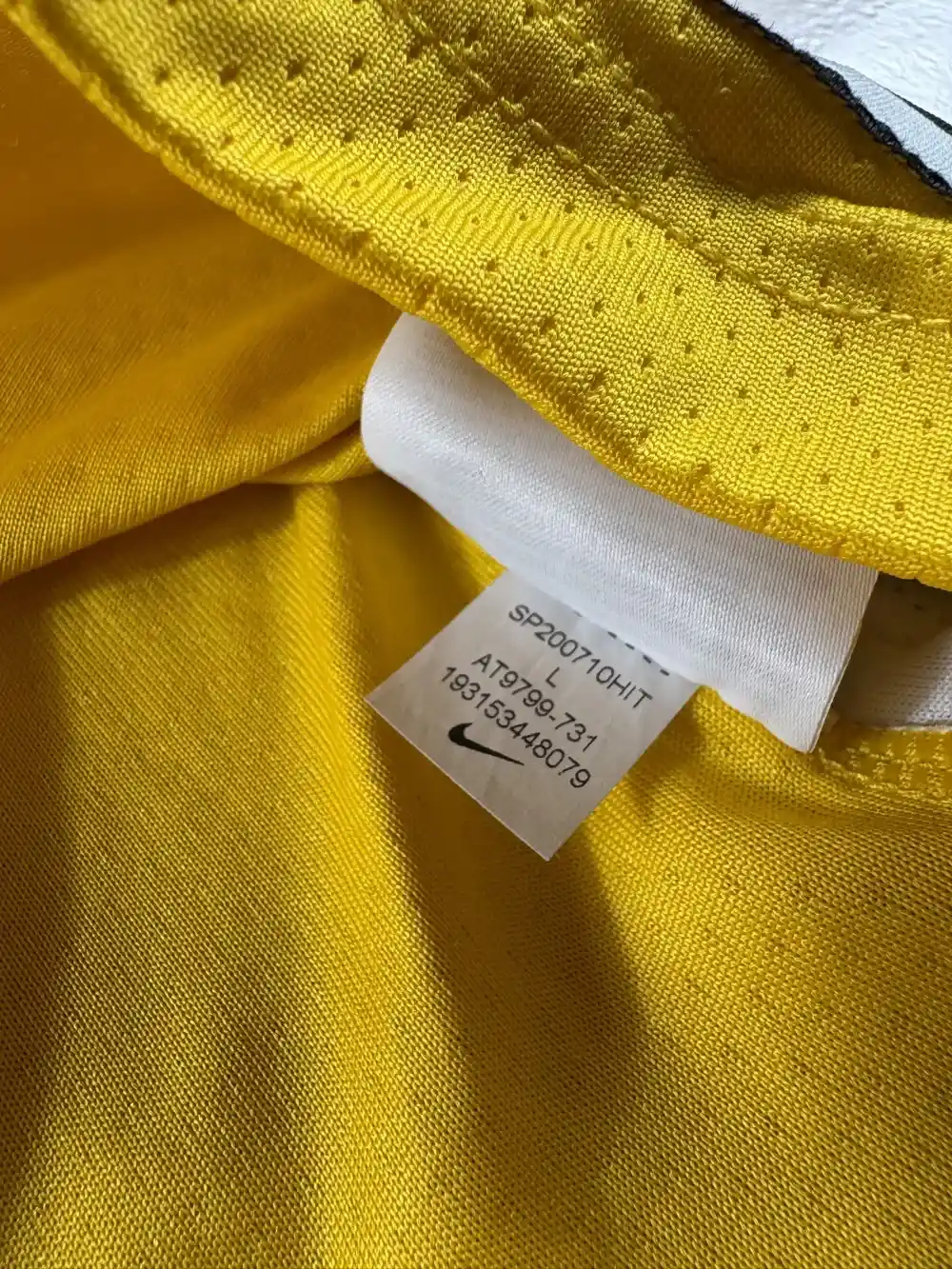 Étiquettes d'origine et instruction de lavage Maillot NBA Stephen Curry Golden State Warriors 2019-2020
