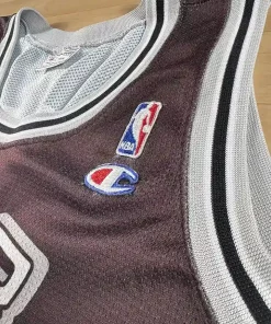 Logos brodés et détails marque Maillot NBA Tim Duncan San Antonio Spurs 1997-2003