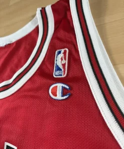 Logos brodés et détails marque Maillot NBA Michael Jordan Chicago Bulls 1996-1998