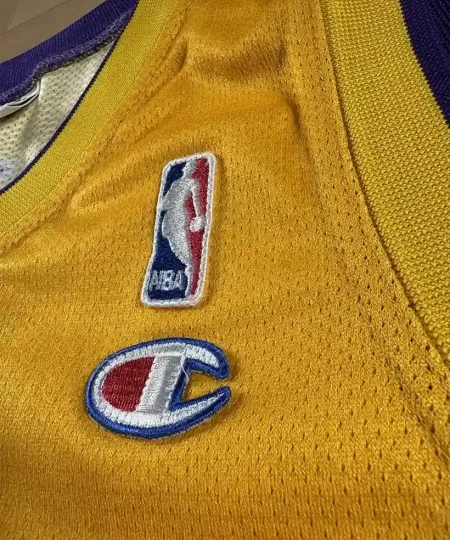 Logos brodés et détails marque Maillot NBA Kobe Bryant Los Angeles Lakers 2003-2006