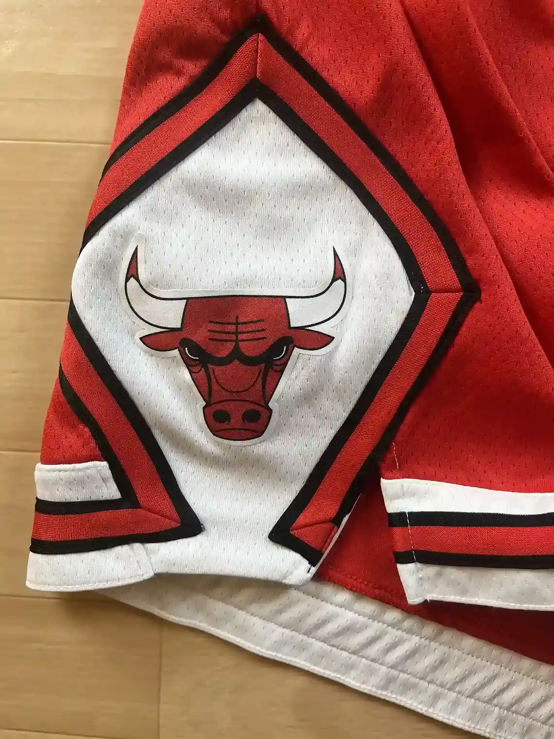 Logo Bulls avant Short NBA Chicago Bulls 2017-2025
