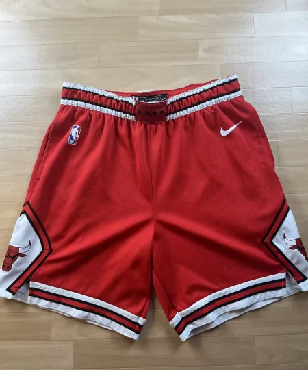 Short NBA Chicago Bulls 2017-2025 authentique face avant