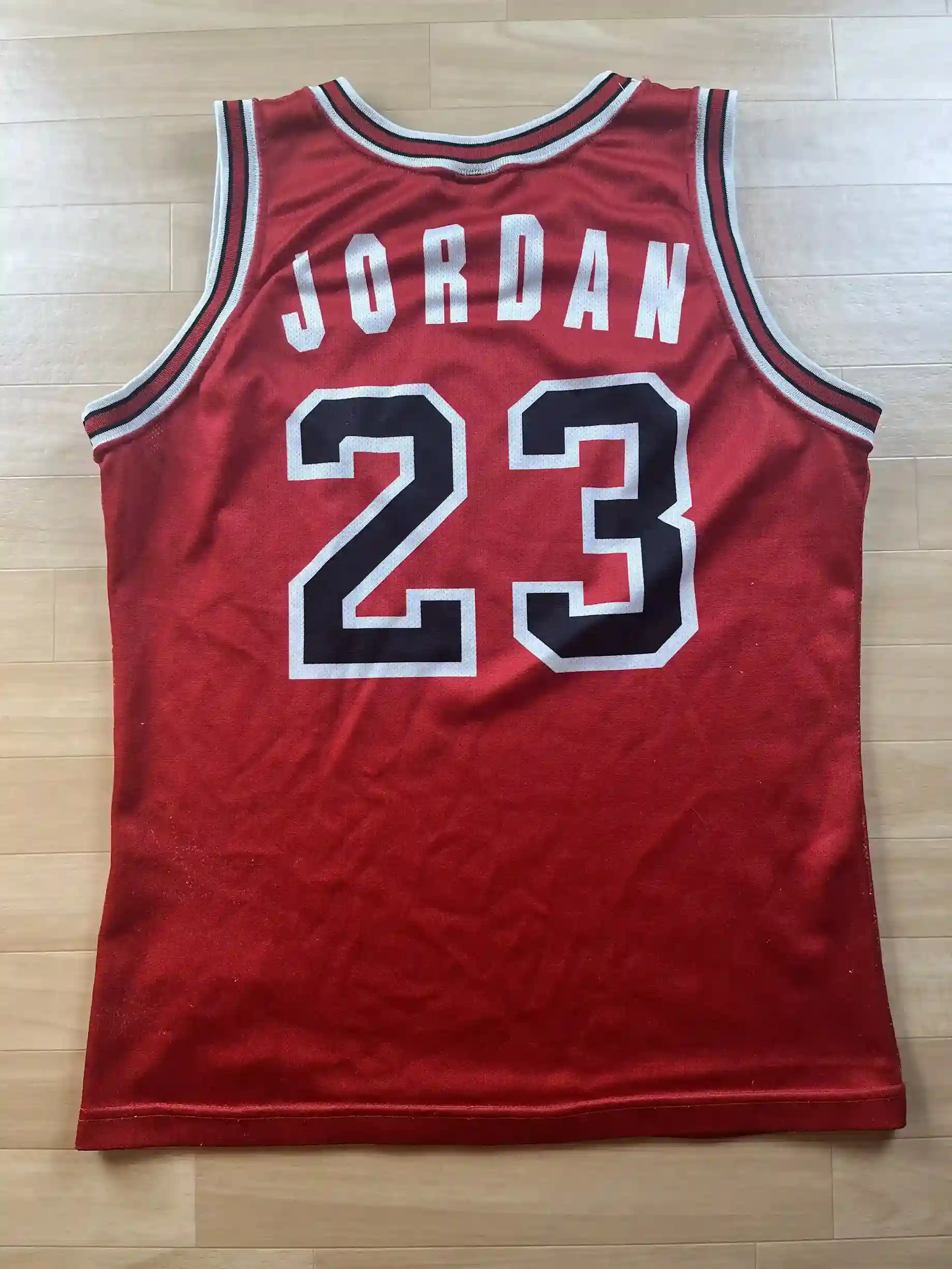 Maillot NBA Michael Jordan Chicago Bulls 1996-1998 dos nom et numéro