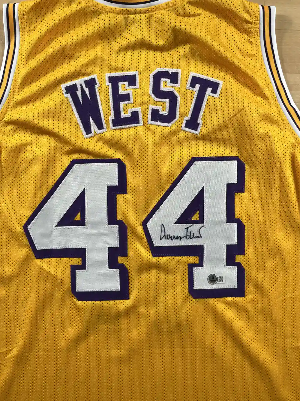 Zoom arrière Maillot NBA Jerry West (dédicacé) Los Angeles Lakers 1960-1974