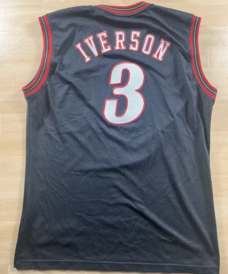 Maillot NBA Allen Iverson Philadelphie 76ers 2003-2006 dos nom et numéro