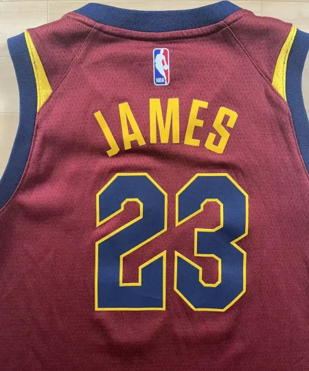 Zoom arrière Maillot NBA LeBron James Cleveland Cavaliers 2017-2018