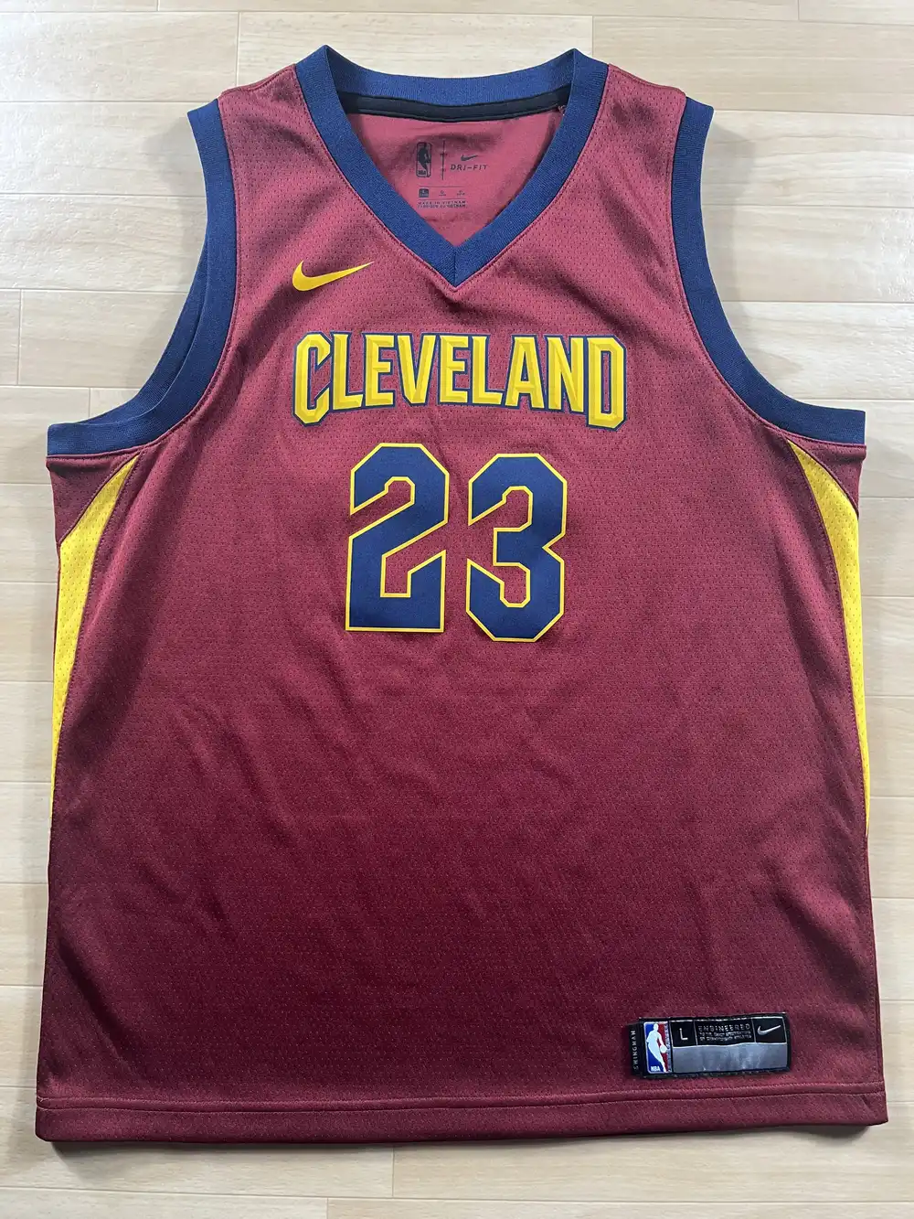 Maillot NBA LeBron James Cleveland Cavaliers 2017-2018 authentique face avant